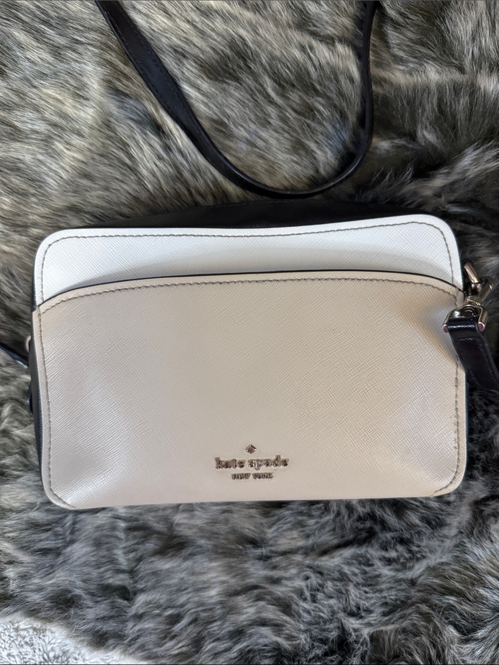 kate spade Three-Tone Black, cream, beige Crossbody Bag so classy and elegant - Picture 3 of 9